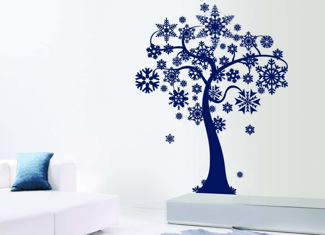 Виниловая наклейка на стену Дерево со снежинками купить