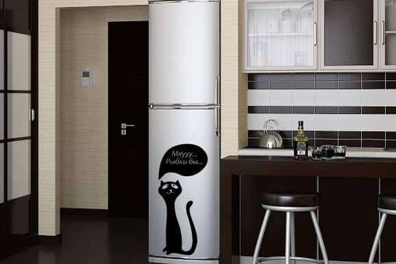 Дизайнерская наклейка на стену Голодный кот для холодильника