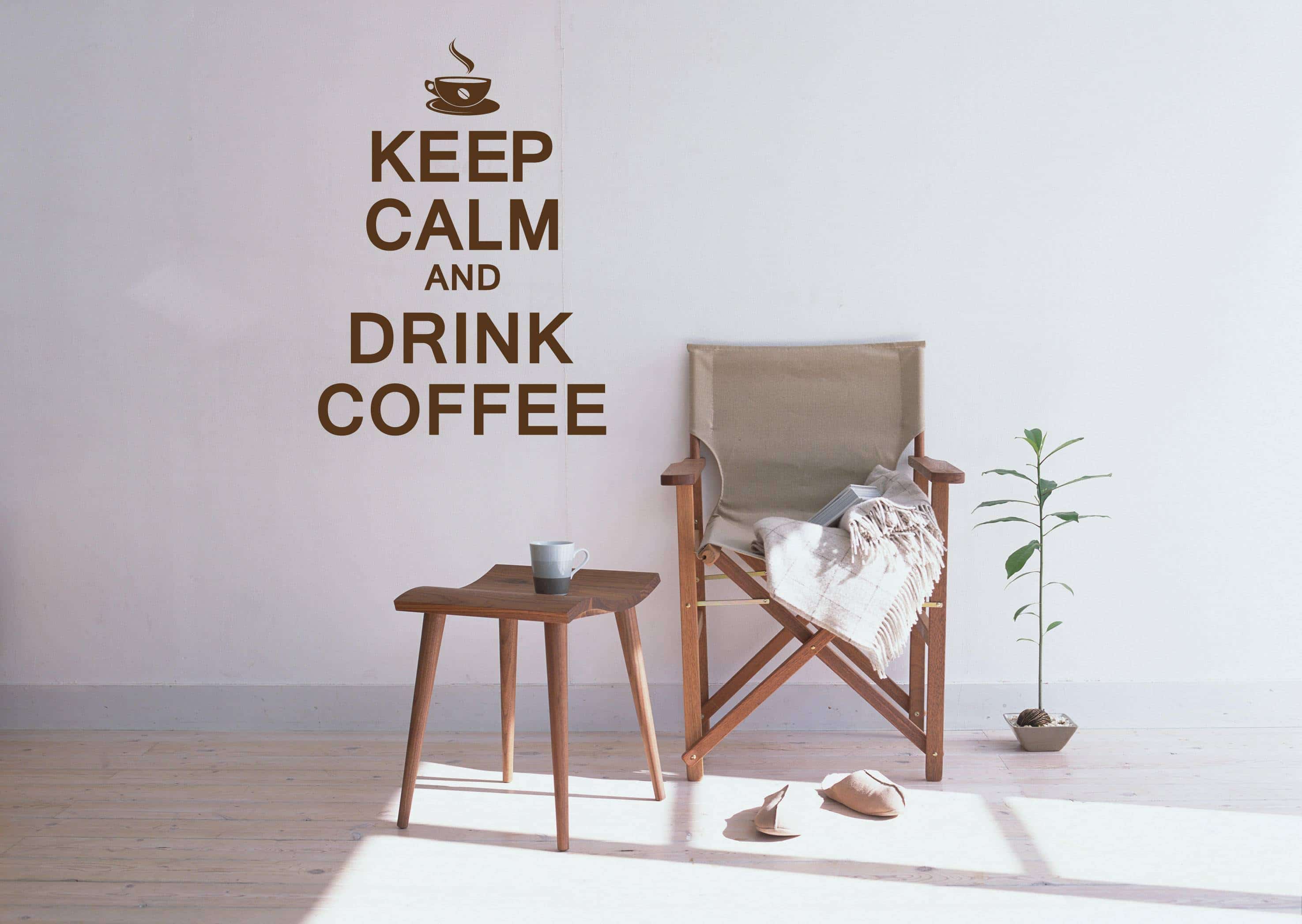 Дизайнерская наклейка на стену Keep calm and drink coffee